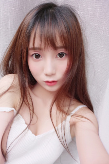 宝宝腿再趴开一点就不疼了